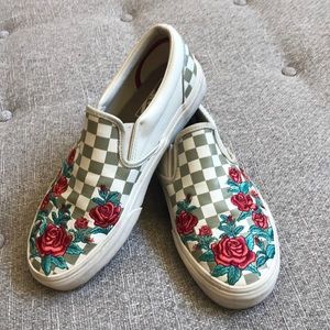 Vans Slip-On DC Rose Embroidery